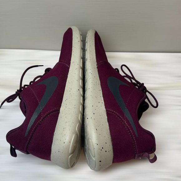 Nike Roshe Run One SE Bordeaux Unisex Size 41 - Picture 9 of 9